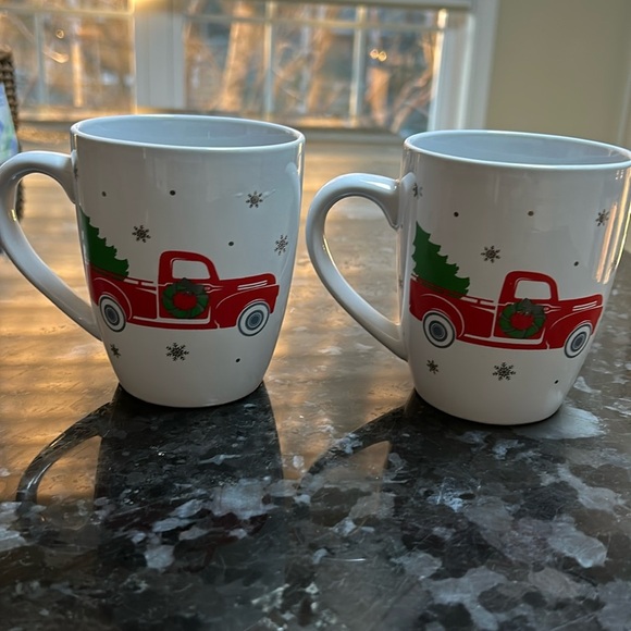 Christmas holiday mugs - Picture 2 of 3